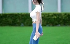 日韩穿搭街拍视频网站,街拍视频网站揭秘时尚穿搭秘诀