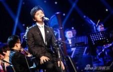 日韩听李健唱歌视频播放